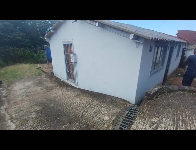 2 BEDROOM HOUSE FOR SALE IN SHALLCROSS